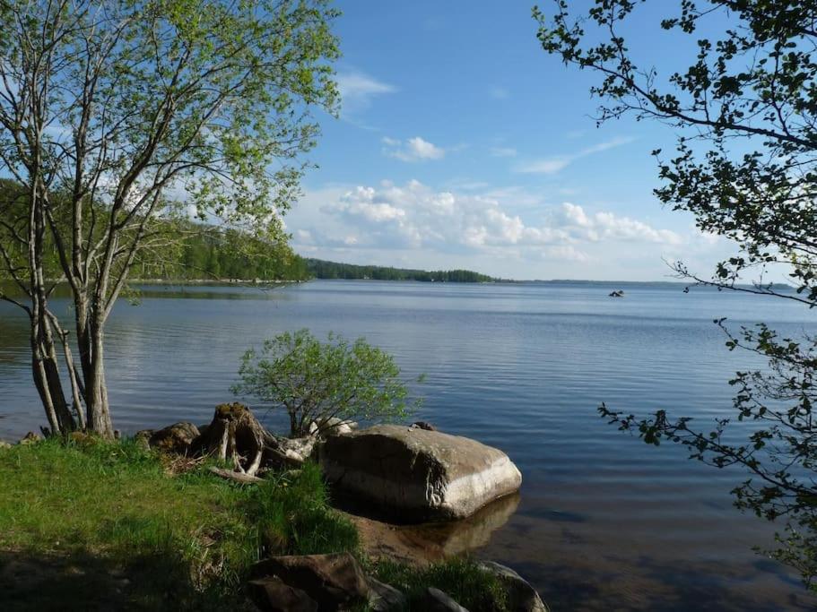 Ekhult Apartments - Ground Floor - Garden And Lake View Ulricehamn Kültér fotó